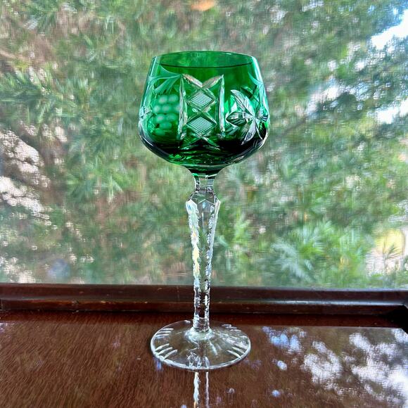 Vintage Traube-Style Emerald Green Cut-to-Clear Crystal Wine Hock Goblet - Picture 3 of 10